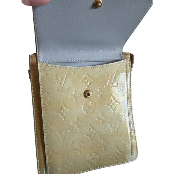LOUIS VUITTON Monogrammed LV Vernis Patent Leather Mott Bag Pouch MOSS GREEN ๐ - Picture 14 of 15